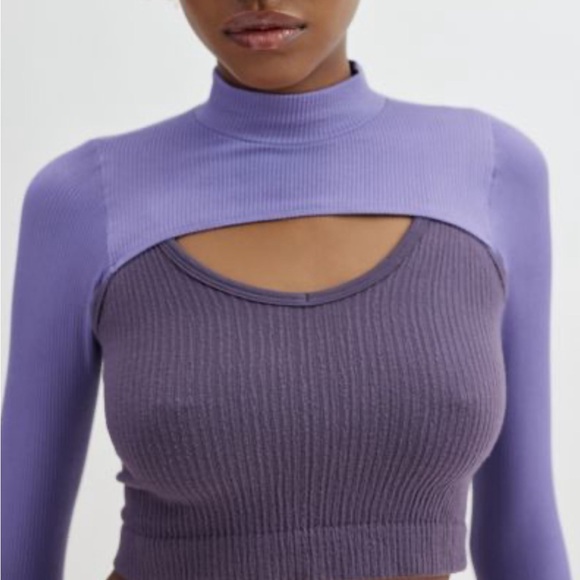Urban Outfitters Tops - Purple Seamless Shrug Top